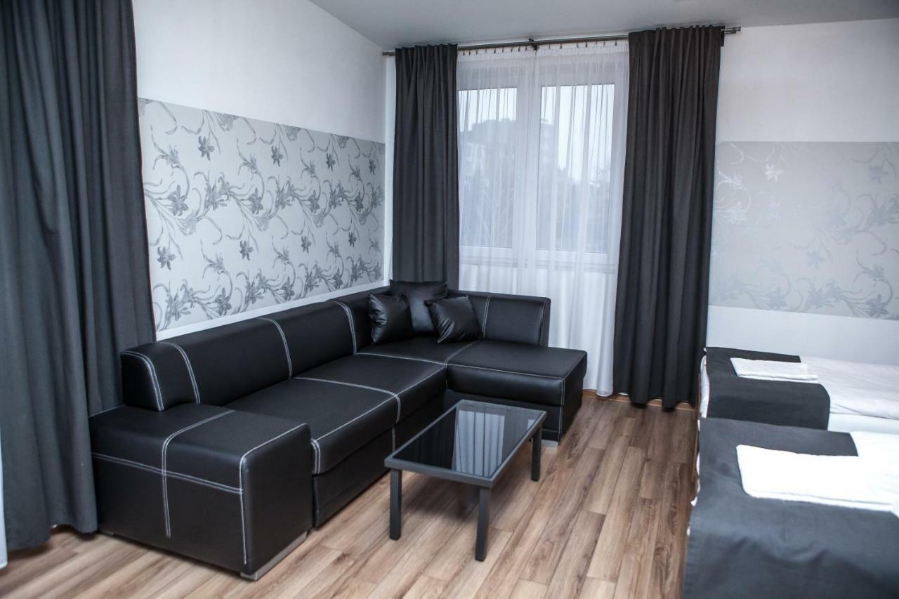 Hotel Bukowiec Legionowo Exterior photo
